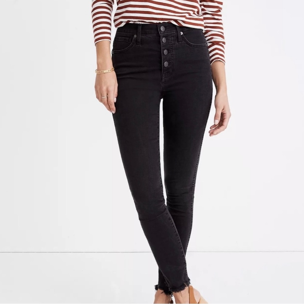 Madewell 10" High Rise Skinny Button Fly Washed Black ***Raw Hem
